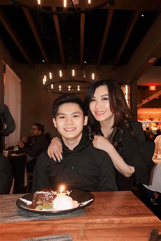 Cậu cả Backam nhà Bằng Kiều – Trizzie Phương Trinh: Gia đình điều kiện, sống ở Mỹ nhưng đi taxi tiết kiệm, 21 tuổi chưa từng uống rượu vào bar-2