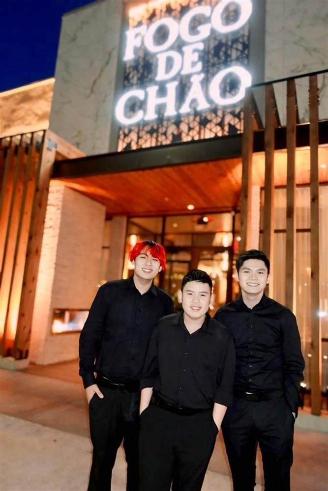 Cậu cả Backam nhà Bằng Kiều – Trizzie Phương Trinh: Gia đình điều kiện, sống ở Mỹ nhưng đi taxi tiết kiệm, 21 tuổi chưa từng uống rượu vào bar-9