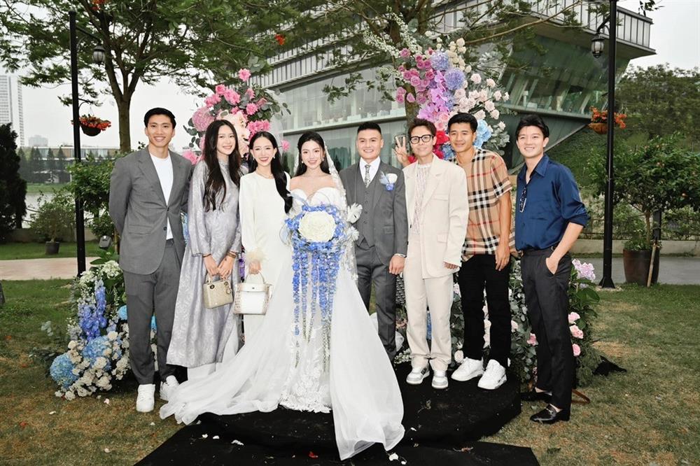 Hai mẹ bầu xinh đẹp, sành điệu gây sốt khi đứng chung khung hình-2