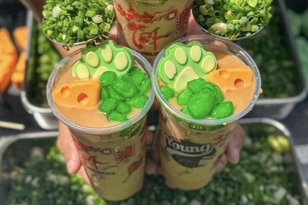 Trà sữa ở Dubai rẻ như cho, chỉ 6.000 đồng/ly, một ngày bán 3.000 suất-7
