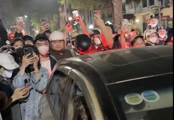 Công an làm việc với 3 người trong clip đánh ghen gây náo loạn phố phường Hà Nội-2