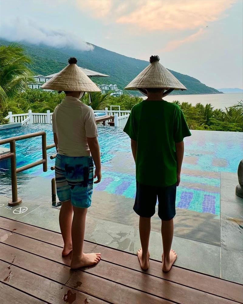 Lâm Chí Dĩnh chèo thuyền thúng, đón hoàng hôn ở Hội An-6