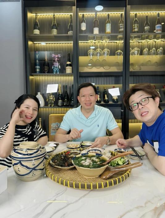 Bà Nhân Vlog sinh con đầu lòng, tiết lộ bất ngờ tên em bé sau hành trình tìm con gian nan-3