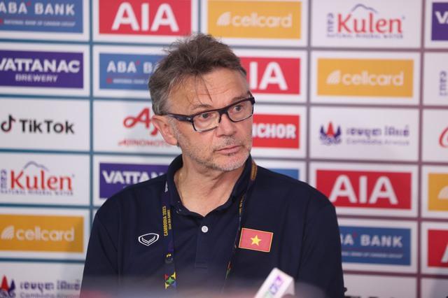 Cơn sóng dữ chờ U23 Việt Nam và chuyện chưa kể sau giấc mộng dang dở của HLV Troussier-1