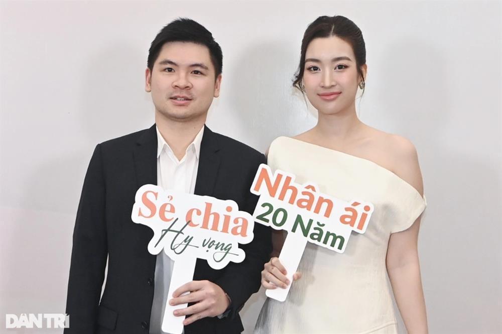 Hoa hậu Đỗ Mỹ Linh 1 năm sau sinh con: Chồng ủng hộ tôi trở lại showbiz-1