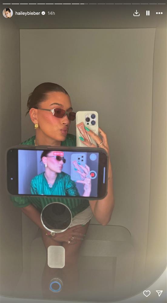 Lisa (BlackPink) kém sắc, sao nữ gốc Việt diện váy lưới ở Coachella-10