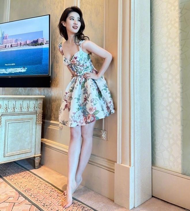 Ngẩn ngơ trước visual của Lưu Diệc Phi 13 năm trước-6