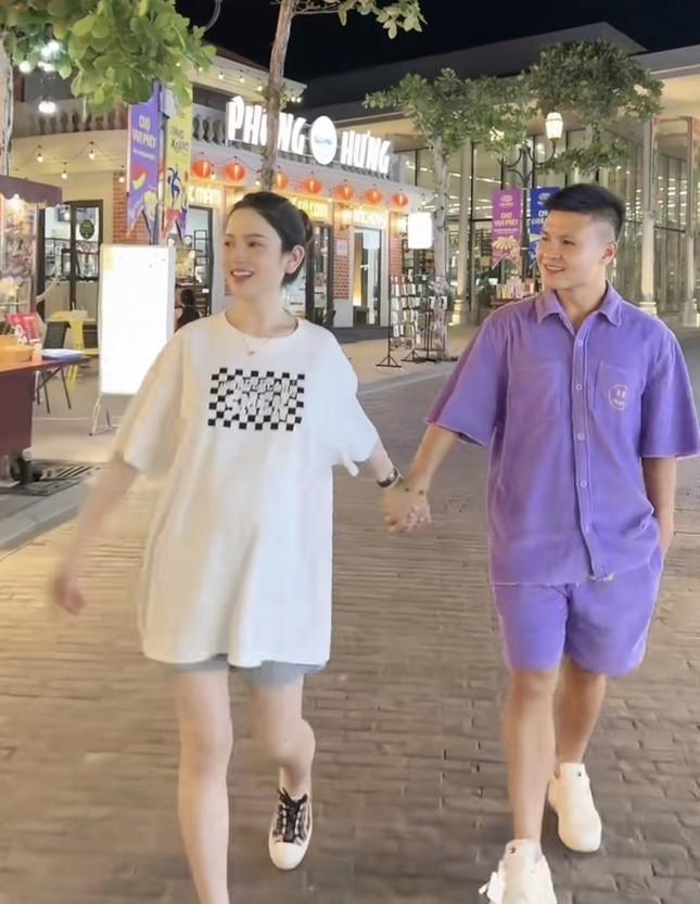 Sau đám cưới, Quang Hải - Chu Thanh Huyền ngọt ngào hơn 3 năm hẹn hò cộng lại-2