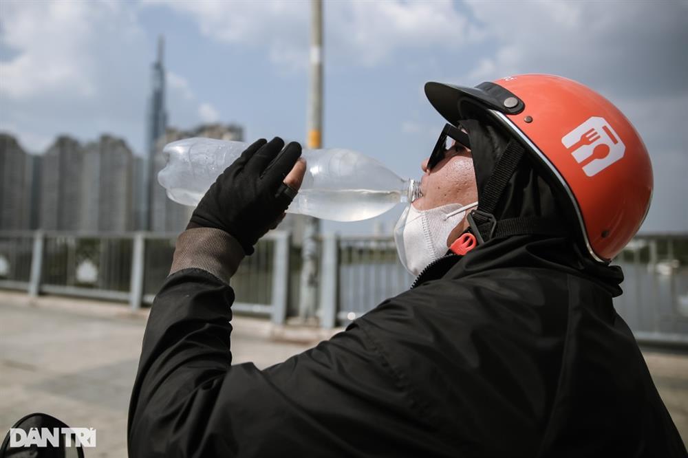 Chuyên gia nói gì về người muốn hô mưa, gọi gió giúp TPHCM giải nhiệt?-3