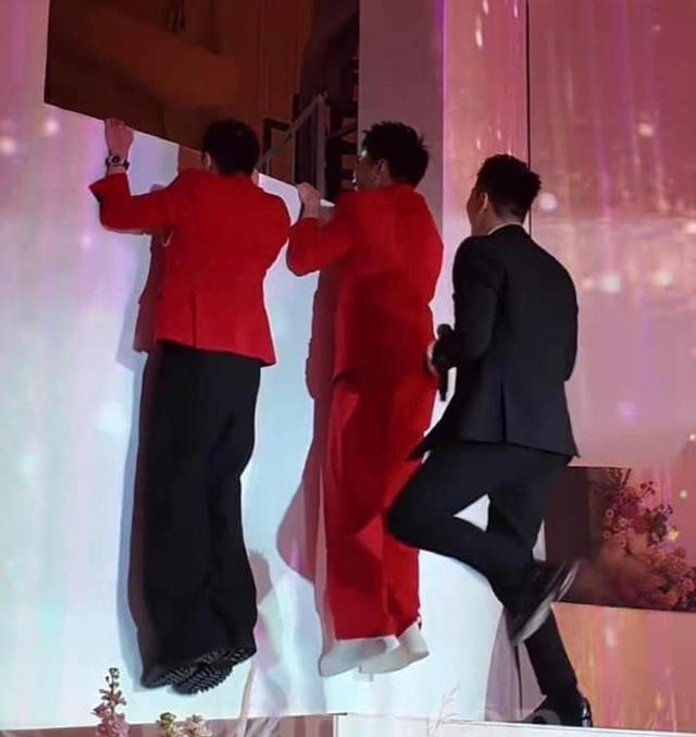 Những màn lầy lội trong đám cưới sao Việt-6