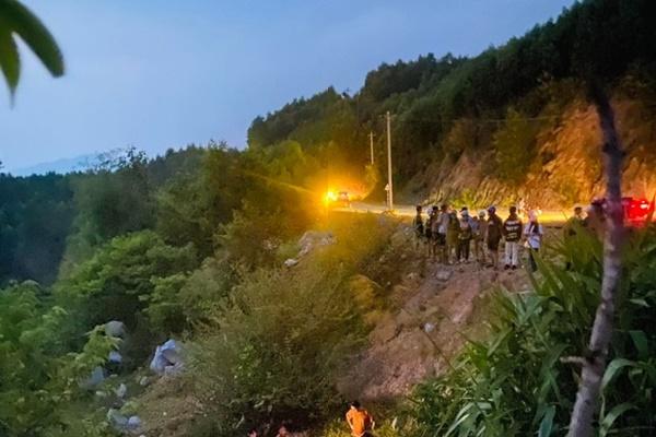 Nghi vấn thiếu nữ 15 tuổi bị sát hại rồi chôn lấp thi thể trong vườn chuối-2