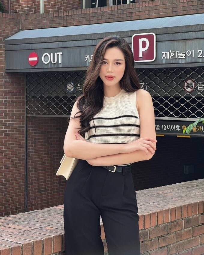 Học 4 mỹ nhân Việt có thời trang du lịch đẹp - sang - quyến rũ-11