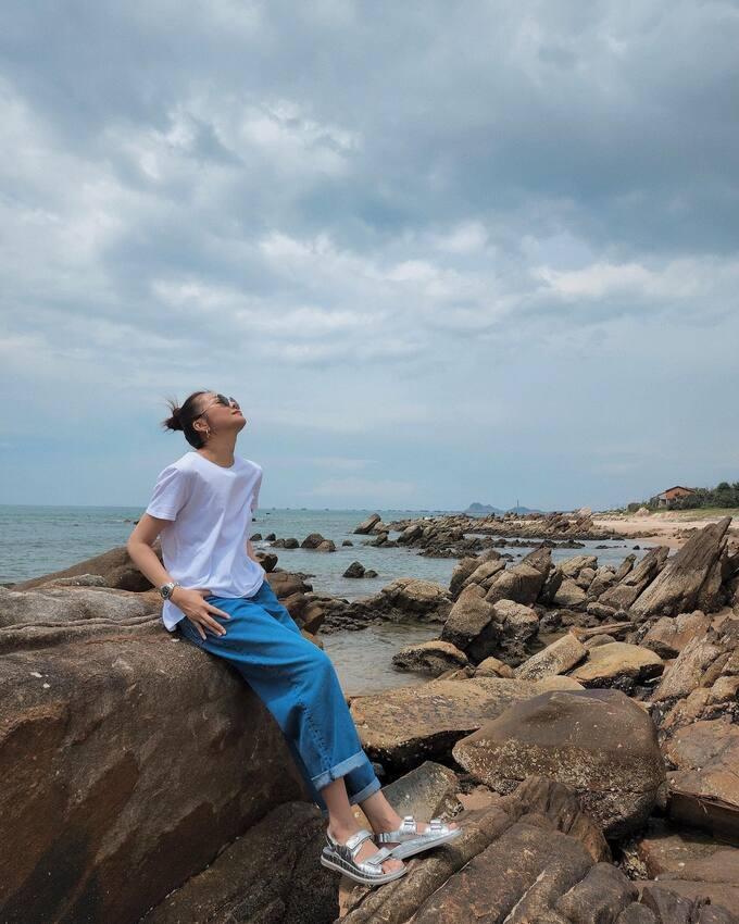 Học 4 mỹ nhân Việt có thời trang du lịch đẹp - sang - quyến rũ-15