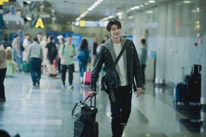 Dân tình xôn xao với gu bạn trai lý tưởng của Lưu Diệc Phi, hóa ra phải sở hữu đặc điểm này?-4