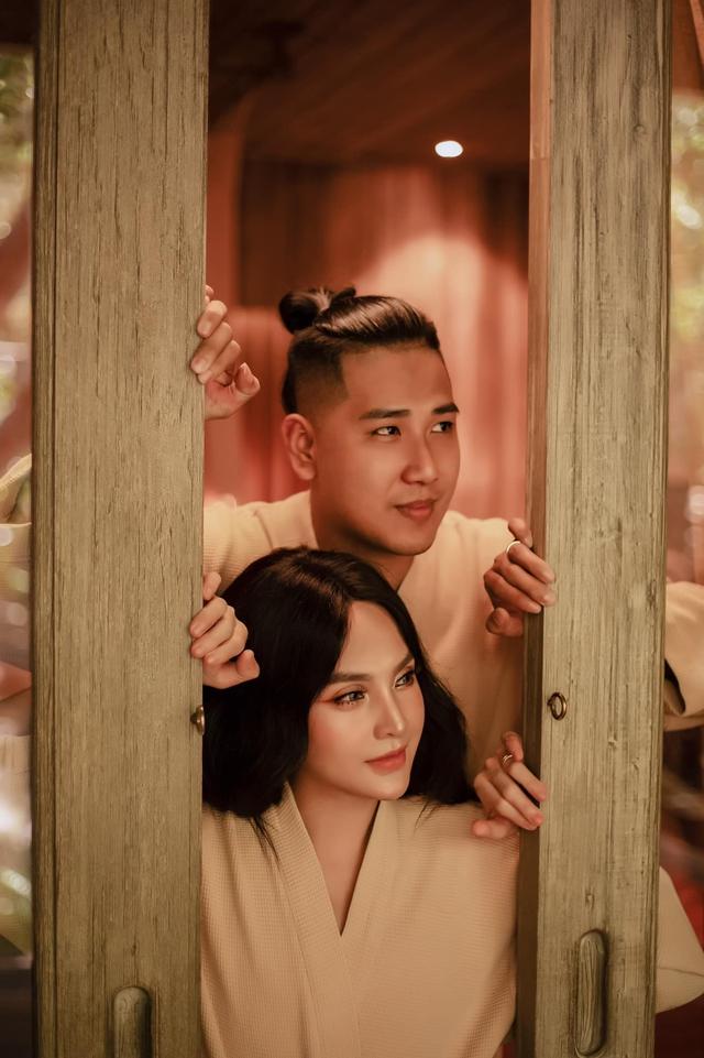 Nàng dâu chuyển giới chăm tặng vàng khiến mẹ chồng mê mệt, dẫn đi khoe khắp xóm-3