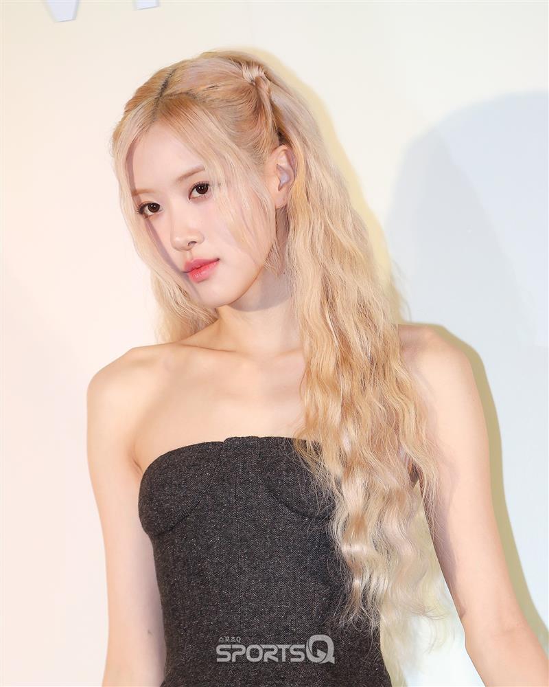 Rosé (BlackPink) xinh như búp bê nhưng vẫn gây lo ngại-3