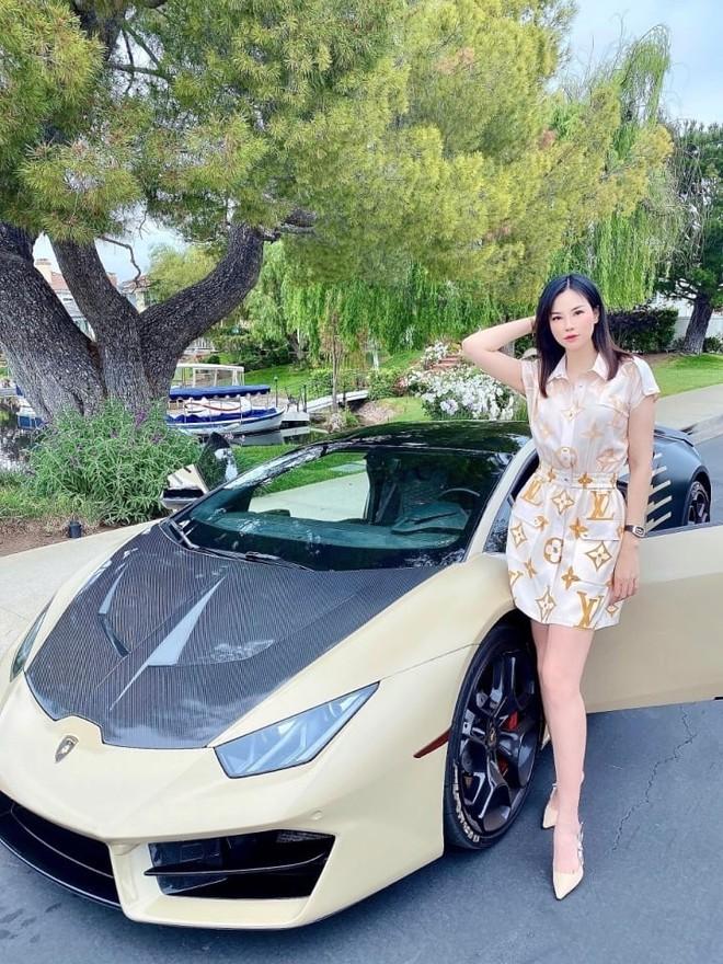 Cựu mẫu nổi tiếng vướng tin chen vào mối quan hệ Trương Ngọc Ánh và Anh Dũng là ai?-6