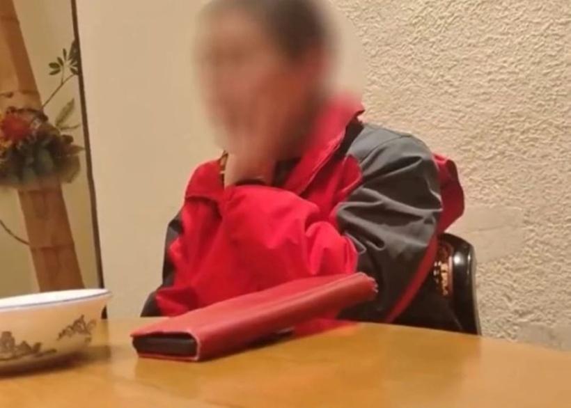 Con gái không chịu lấy chồng, ông bố có hành động khiến ai nấy khó tin-1