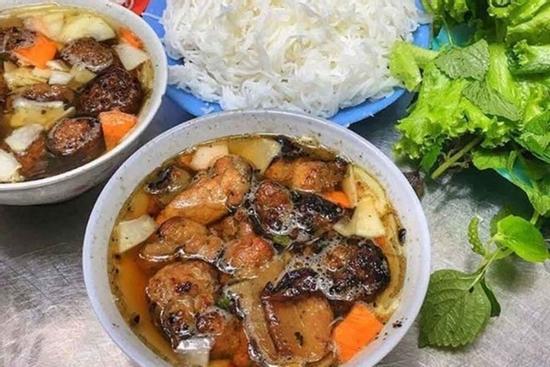 Những món ăn Việt khiến người nổi tiếng thế giới 'mê mẩn'