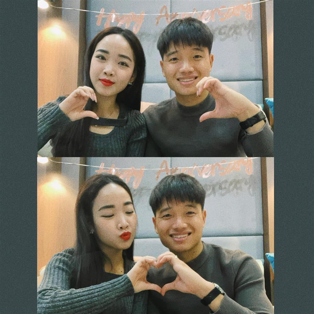 Style cô giáo tiểu học của bà xã cựu thủ môn U23 Việt Nam - Phí Minh Long-1