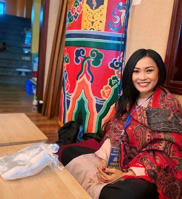 Nữ ca sĩ xứ Thanh nổi tiếng Làn Sóng Xanh những năm 2000: 51 tuổi chưa một lần mặc váy cưới, tình duyên lận đận-8