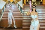 Siêu mẫu Việt U40 diện váy áo ướt nước 'hot' nhất ở lễ hội té nước Thái Lan