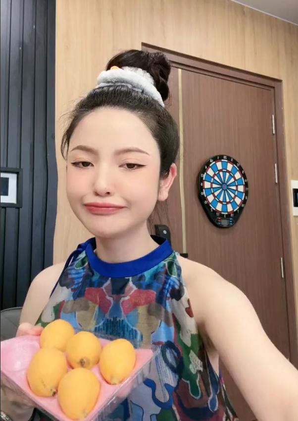 Loại quả dại mọc ven đường Nhật Bản, về Việt Nam thành của hiếm, vợ Quang Hải mua nửa triệu/kg-3