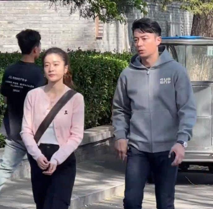 Tái xuất đóng phim ở tuổi U50, Hoắc Kiến Hoa bị chê già, tình yêu chú cháu gây tranh cãi-4