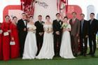 Đám cưới cực hiếm ở Lâm Đồng, 3 chị em làm cô dâu cùng ngày, vào hôn trường cùng giờ