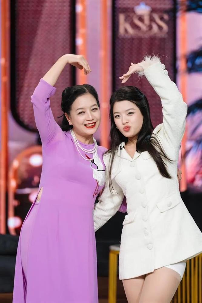 Loạt ái nữ sao Việt gây sốc về visual đẹp khó rời mắt, netizen không ngớt lời khen-6