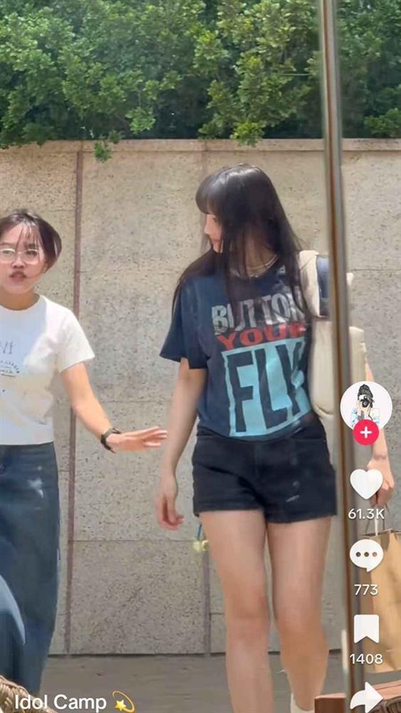 Miu Lê thay đổi khó nhận ra, chân dài dáng nuột fan tấm tắc khen-2