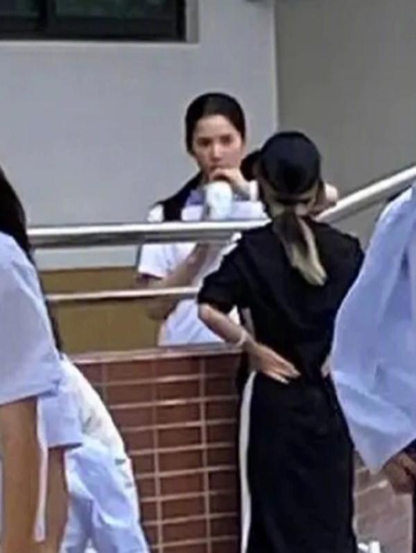 Trương Tịnh Nghi trở thành mối lo ngại của Tiêu Chiến trong phim mới vì lý do này-2