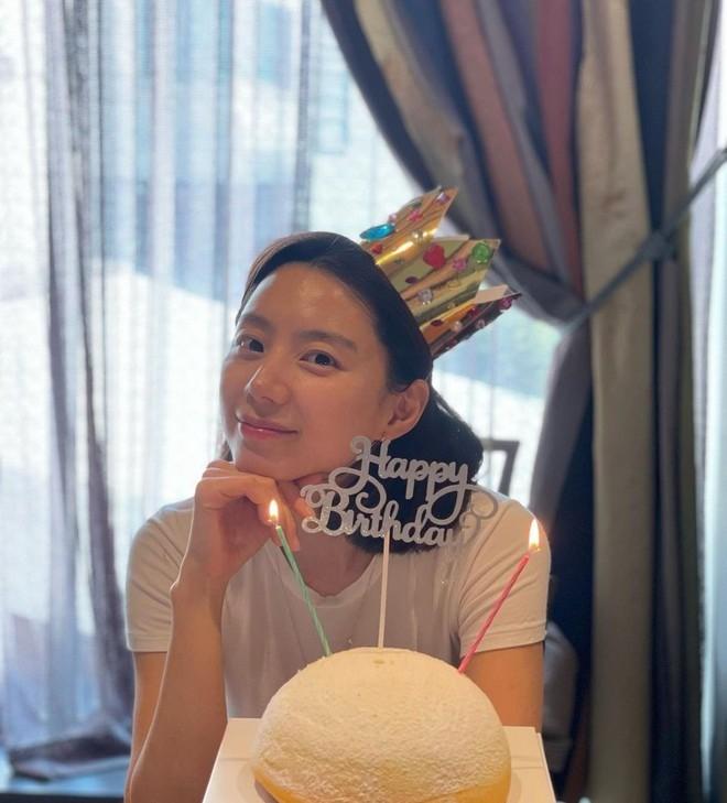 Cuộc sống sao nữ hạng B một bước lên mây-7