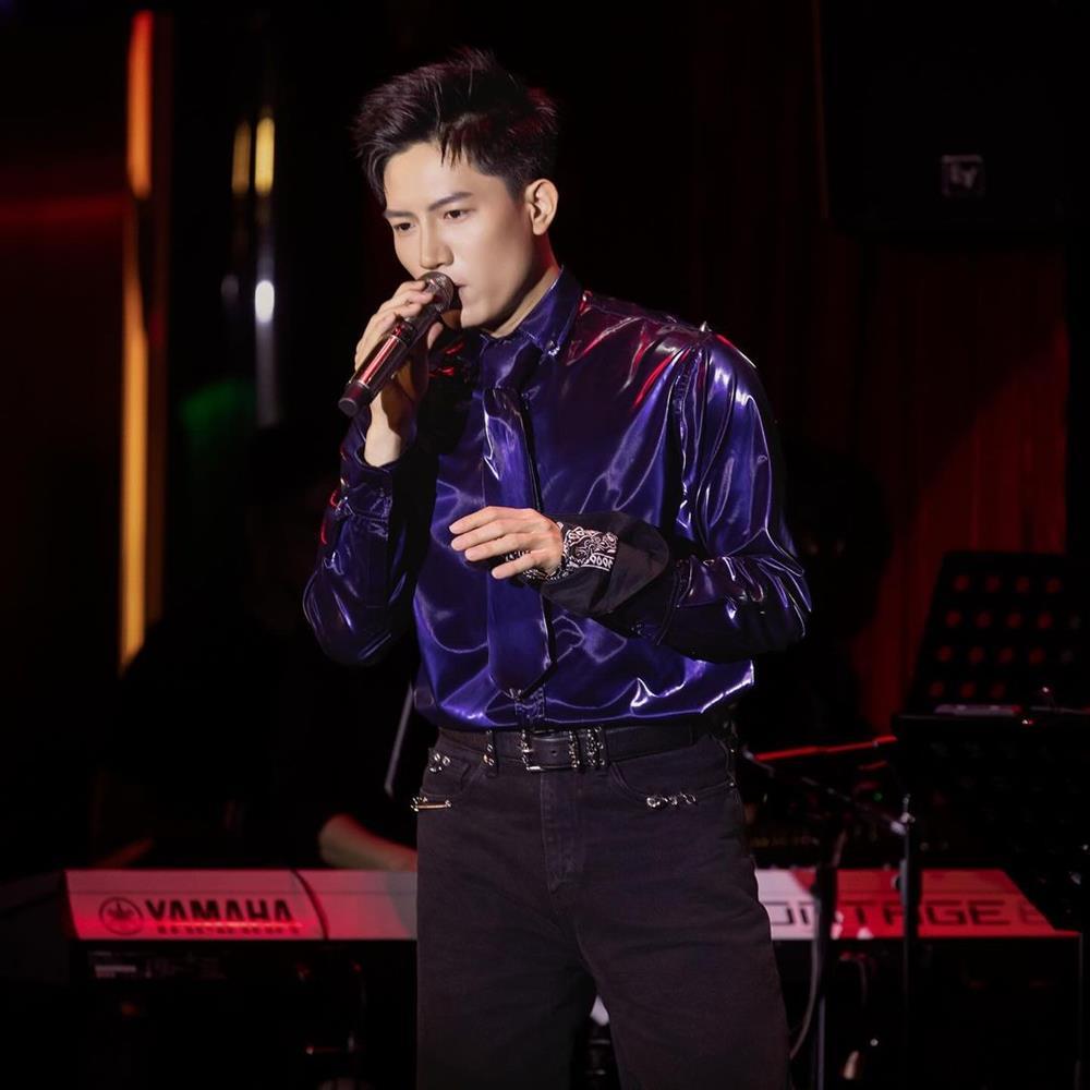 NS Đông Thiên Đức phẫn nộ khi nhiều khán giả nhắn tin chửi rủa vì không cho Anh Tú hát Ngày Mai Người Ta Lấy Chồng-3