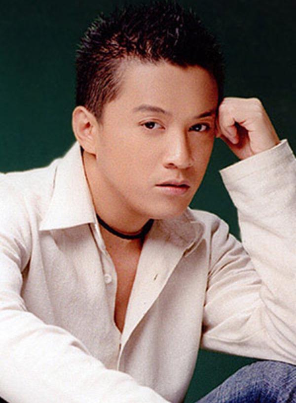 Quý ông tuổi Dần hot nhất Làn Sóng Xanh thập niên 90: Trẻ đắt show, trung niên hạnh phúc bên vợ kém 17 tuổi-3