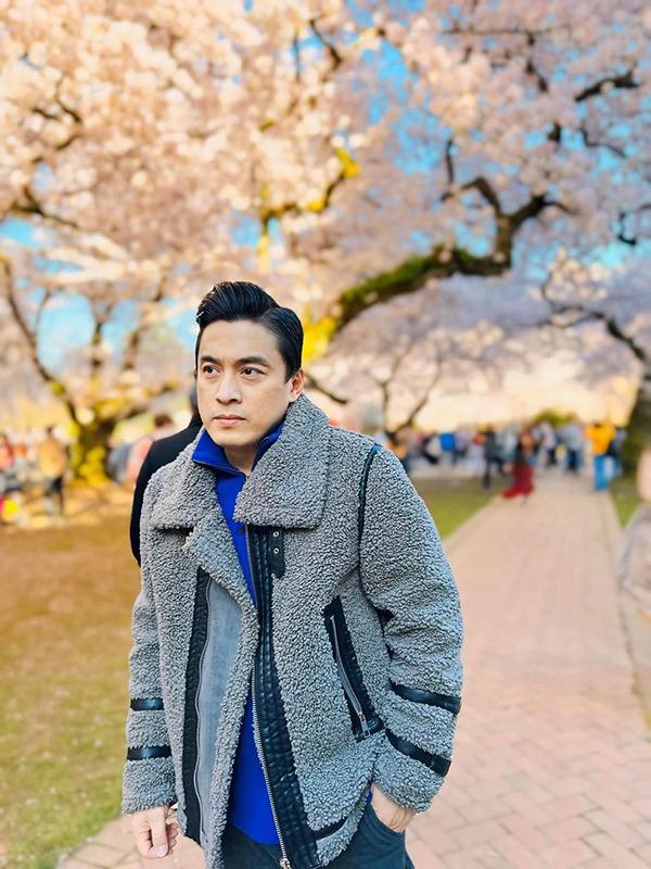 Quý ông tuổi Dần hot nhất Làn Sóng Xanh thập niên 90: Trẻ đắt show, trung niên hạnh phúc bên vợ kém 17 tuổi-5