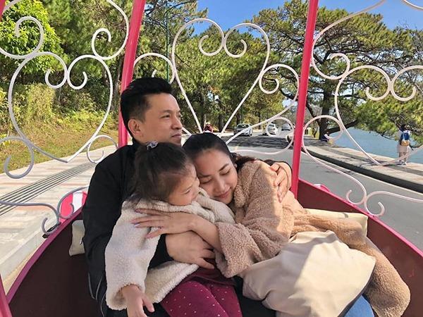 Quý ông tuổi Dần hot nhất Làn Sóng Xanh thập niên 90: Trẻ đắt show, trung niên hạnh phúc bên vợ kém 17 tuổi-8