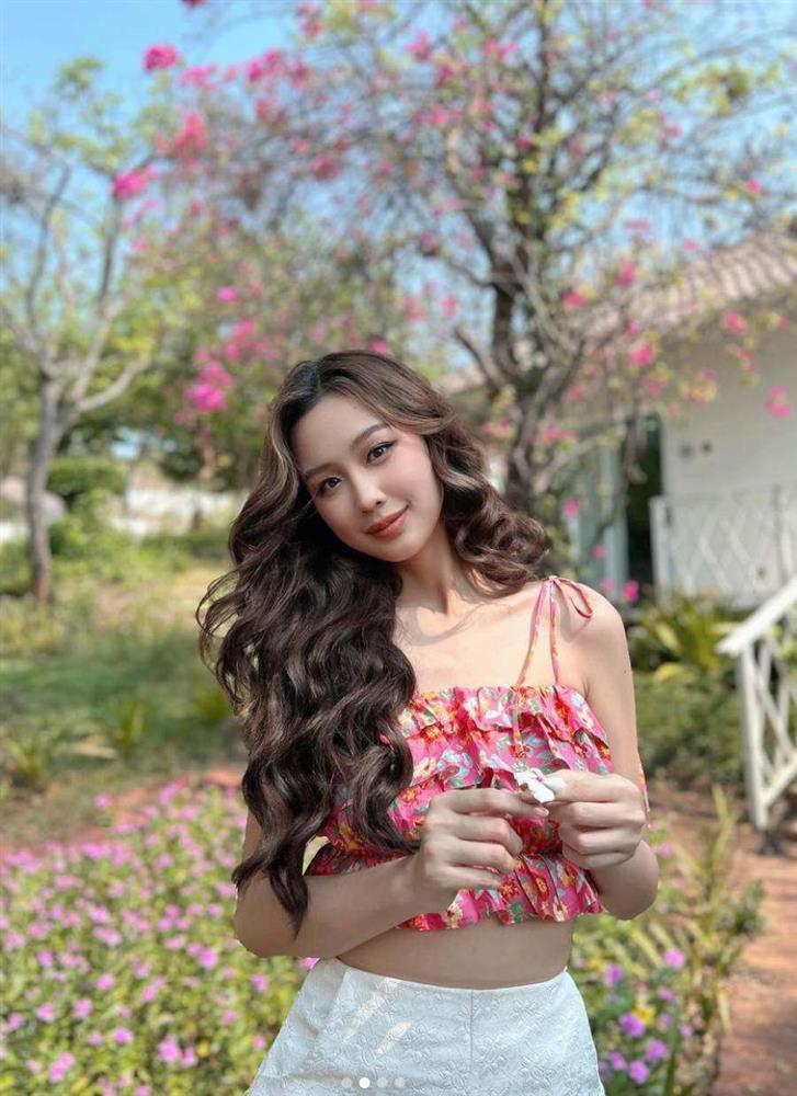 Hoa hậu Bảo Ngọc cao 1m85 không cần hở bạo vẫn quyến rũ-1