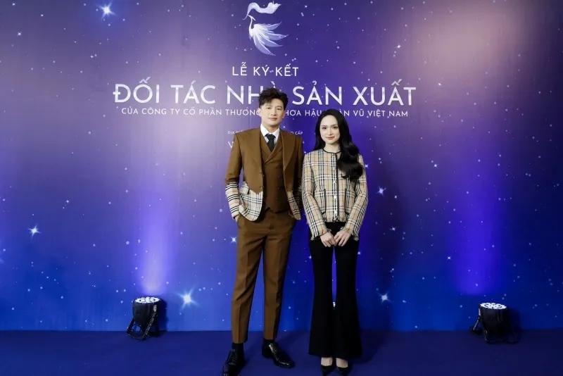 Hoa hậu Hương Giang gây sốt với màn flex mẹ chồng, danh tính của bà không ai xa lạ?-2