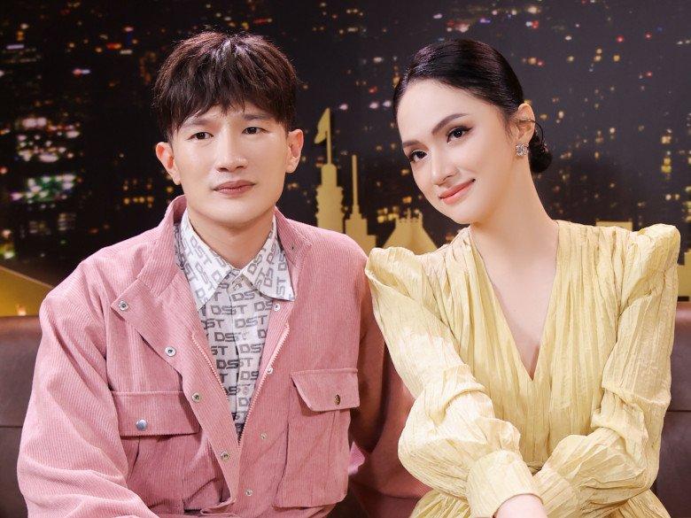 Hoa hậu Hương Giang gây sốt với màn flex mẹ chồng, danh tính của bà không ai xa lạ?-3