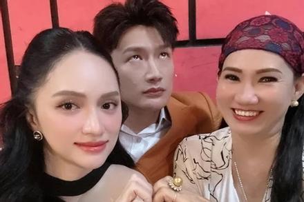 Hoa hậu Hương Giang gây sốt với màn flex mẹ chồng, danh tính của bà không ai xa lạ?
