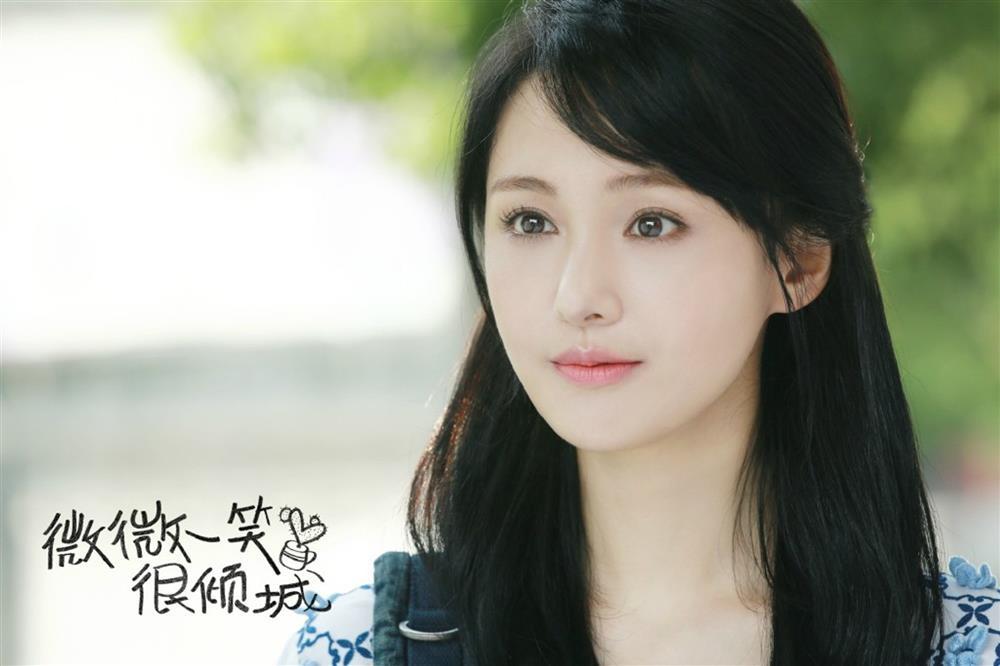 Sau ồn ào mất khả năng trả nợ, Trịnh Sảng lộ diện với vẻ ngoài khác lạ-2