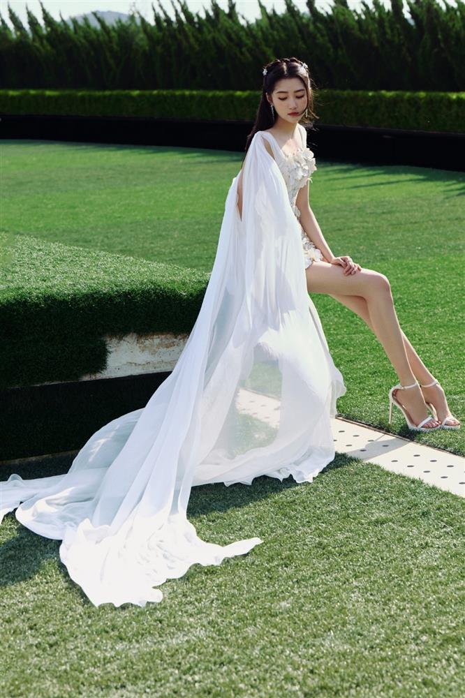 Sao nhí quốc dân dậy thì xuất sắc, khoe nhan sắc xinh đẹp cùng đôi chân cực phẩm, vạn người mê-6