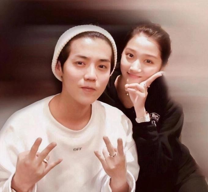 Sao nhí quốc dân dậy thì xuất sắc, khoe nhan sắc xinh đẹp cùng đôi chân cực phẩm, vạn người mê-8