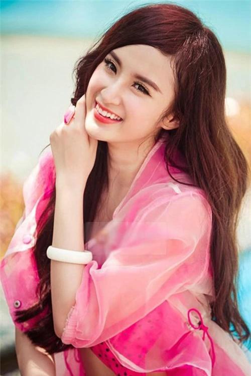 Angela Phương Trinh với quá khứ thị phi: Nghỉ học từ lớp 9, ồn ào tình ái đại gia và màn tái xuất xinh đẹp sau 5 năm ở ẩn-4