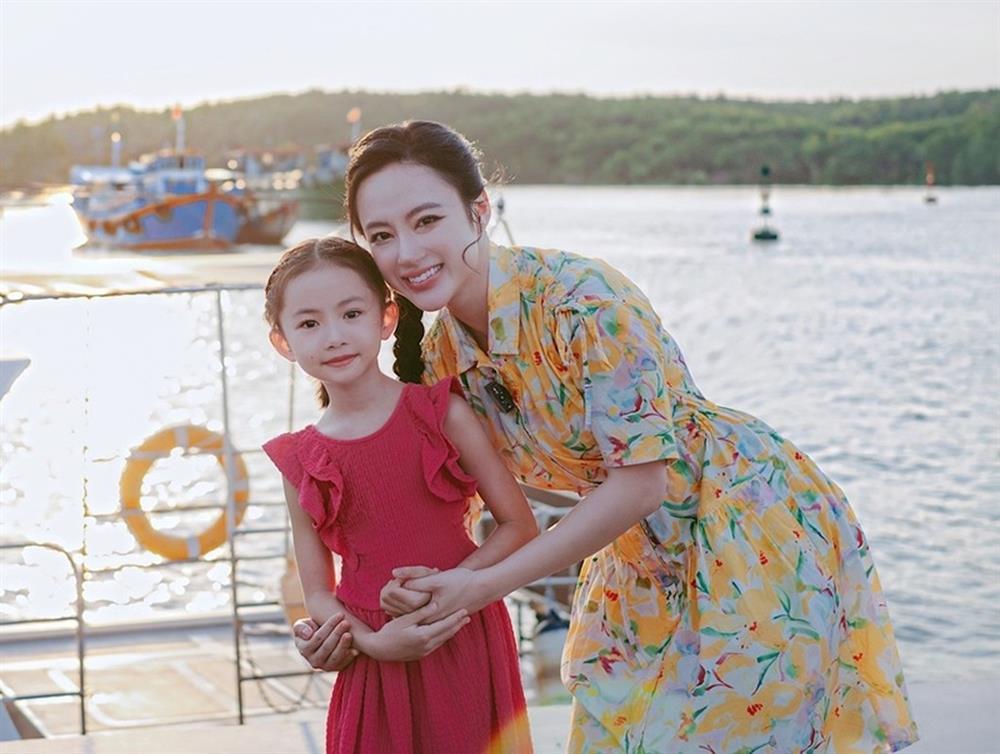 Angela Phương Trinh với quá khứ thị phi: Nghỉ học từ lớp 9, ồn ào tình ái đại gia và màn tái xuất xinh đẹp sau 5 năm ở ẩn-14