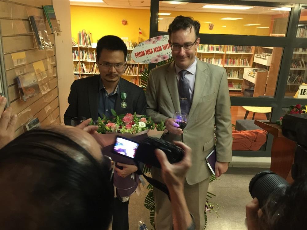 Tổn thất của nhà sách Nhã Nam từ ồn ào quấy rối-2