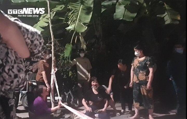 Thiếu nữ bị bạn trai sát hại ở Hải Phòng: Mẹ nạn nhân vật vã khóc đòi con-1