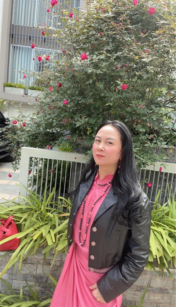 Chia tay Quách Ngọc Ngoan, nhan sắc Phượng Chanel thăng hạng chỉ bằng một phương pháp-3