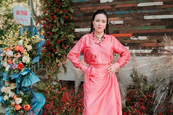 Chia tay Quách Ngọc Ngoan, nhan sắc Phượng Chanel thăng hạng chỉ bằng một phương pháp-5